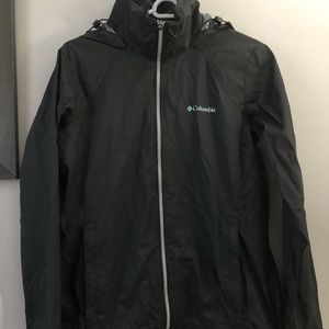 Woman’s Columbia Rain Coat